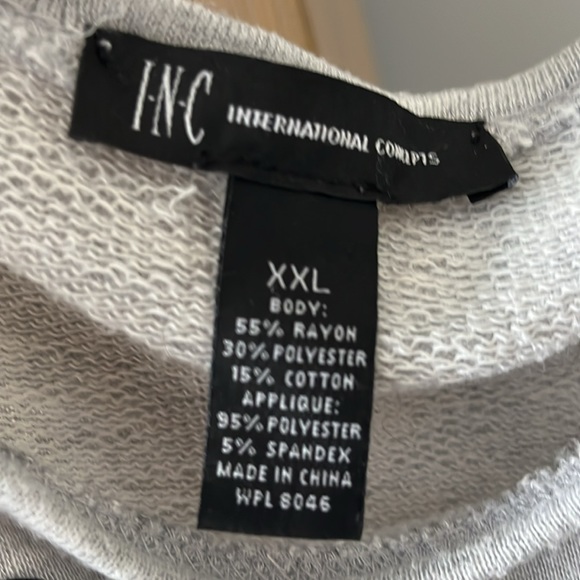 INC International Concepts Women's XXL Gray with black appliqué Top - Picture 2 of 2